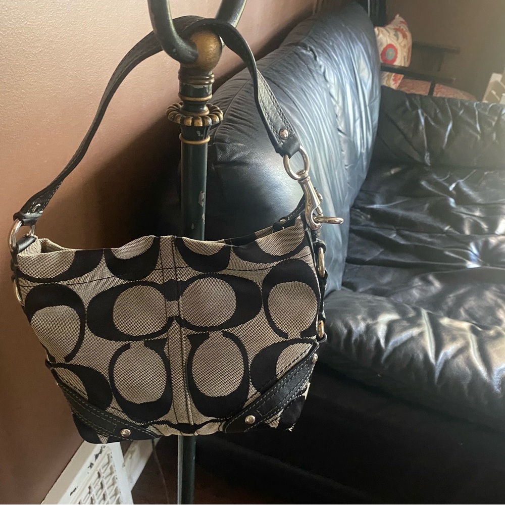 Coach Signature Black and Cream Shoulder Bag